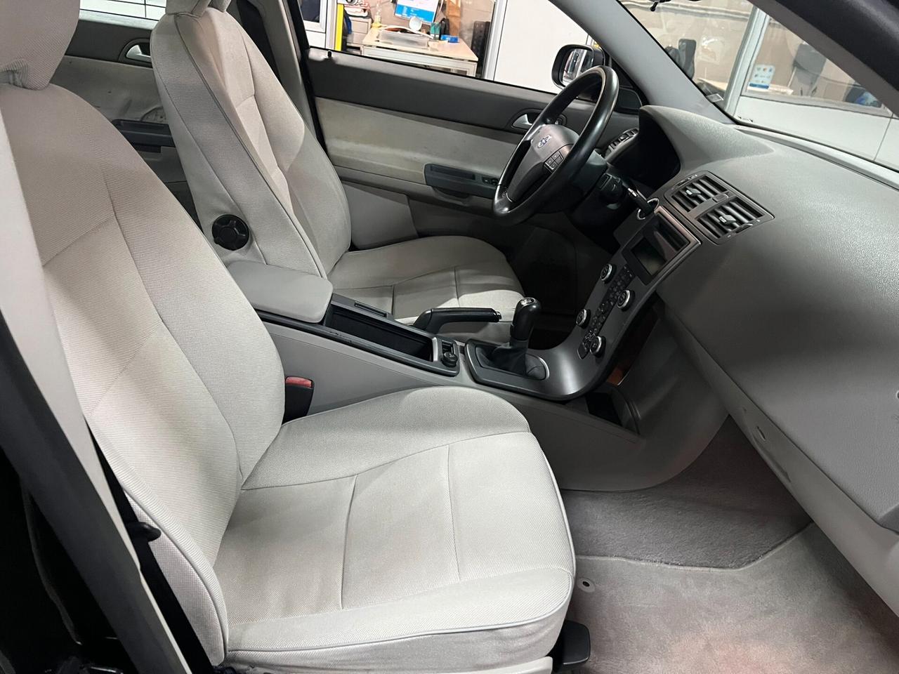 Volvo S40 1.6 solamente 50mila km