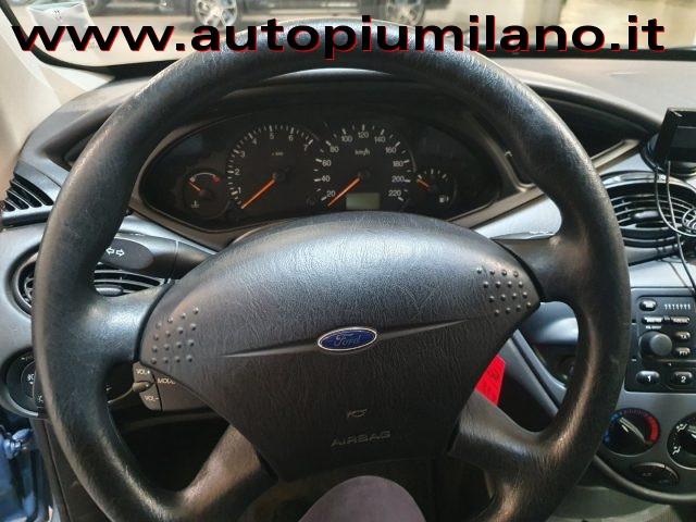 FORD Focus 1.6i 16V cat SW Ambiente