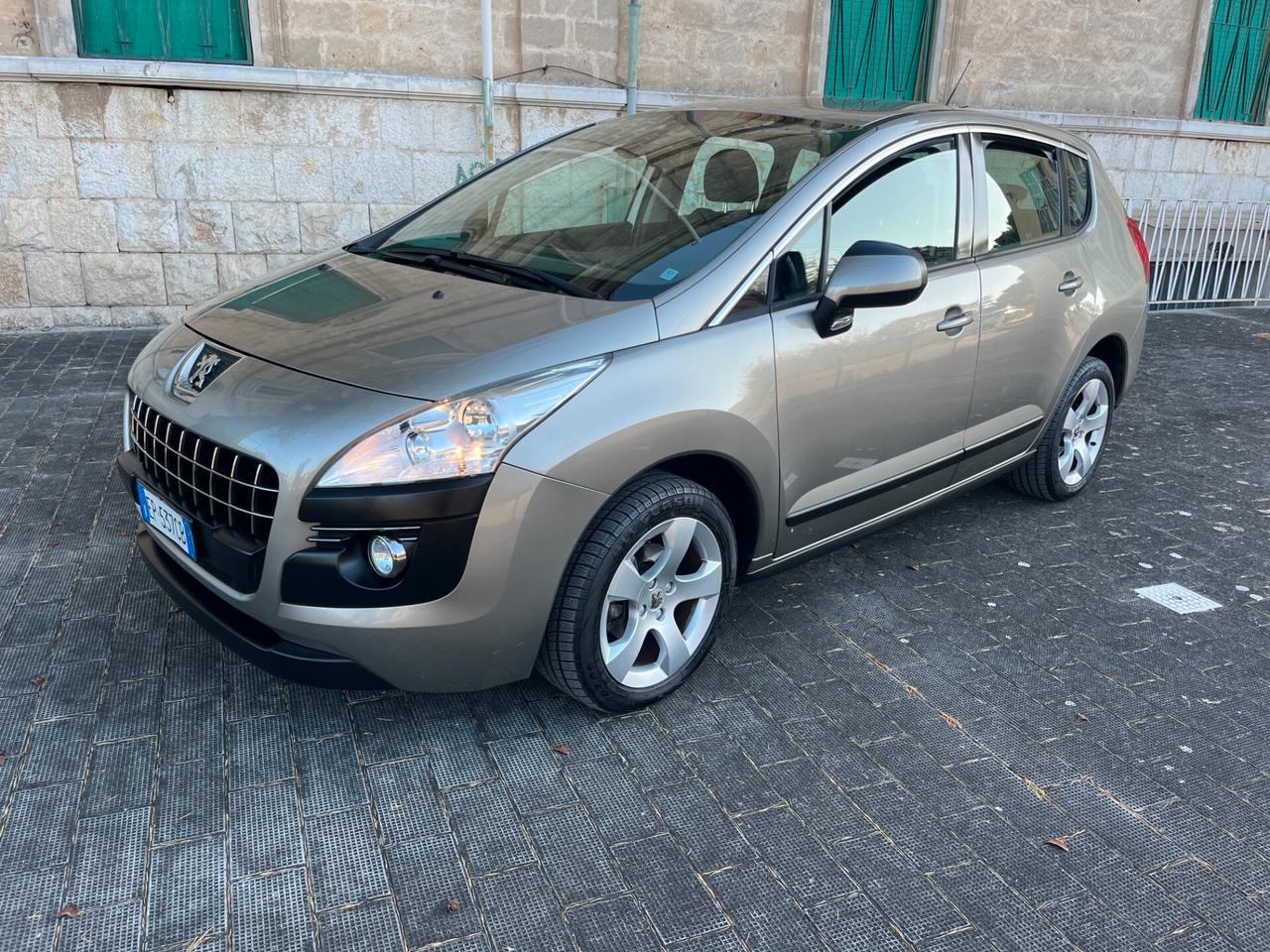 Peugeot 3008 1.6 HDi 115CV Style UsatoGarantito