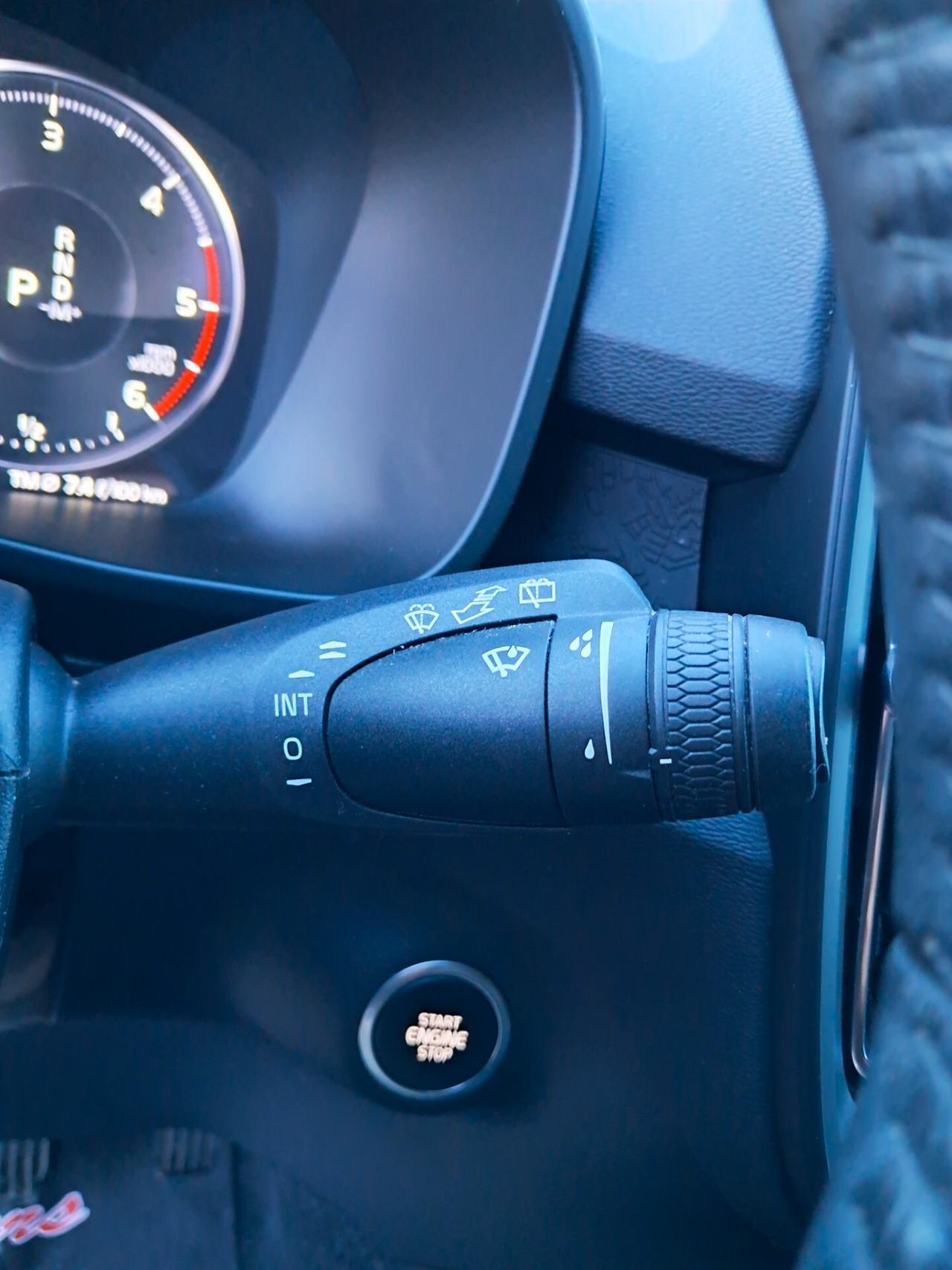 Volvo XC40-2.0-150CV*CAM*LED*NAVI