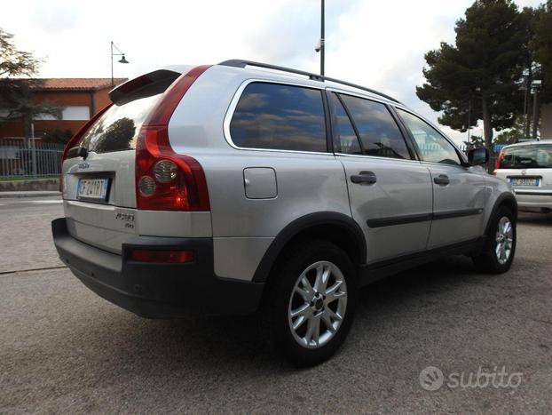 VOLVO - XC90 - 2.4 D5 aut. AWD Opt.