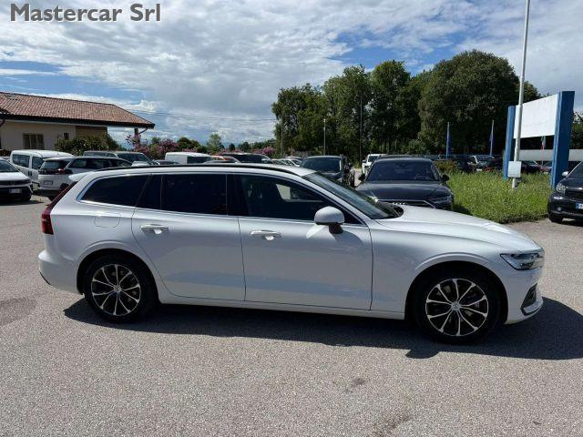 VOLVO V60 V60 2.0 b4 Momentum Business Pro auto - GG137JE