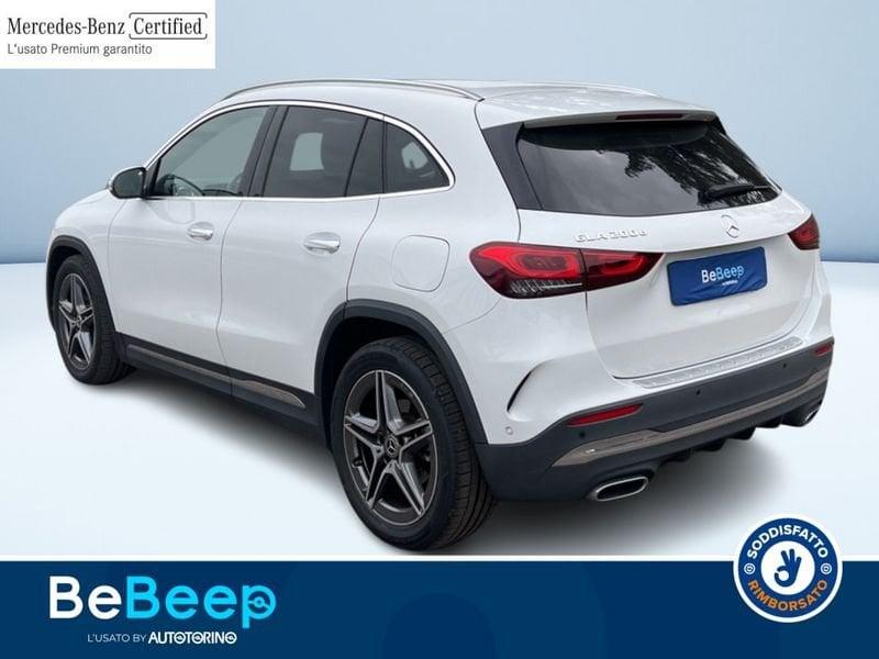 Mercedes-Benz GLA 200 D PREMIUM AUTO