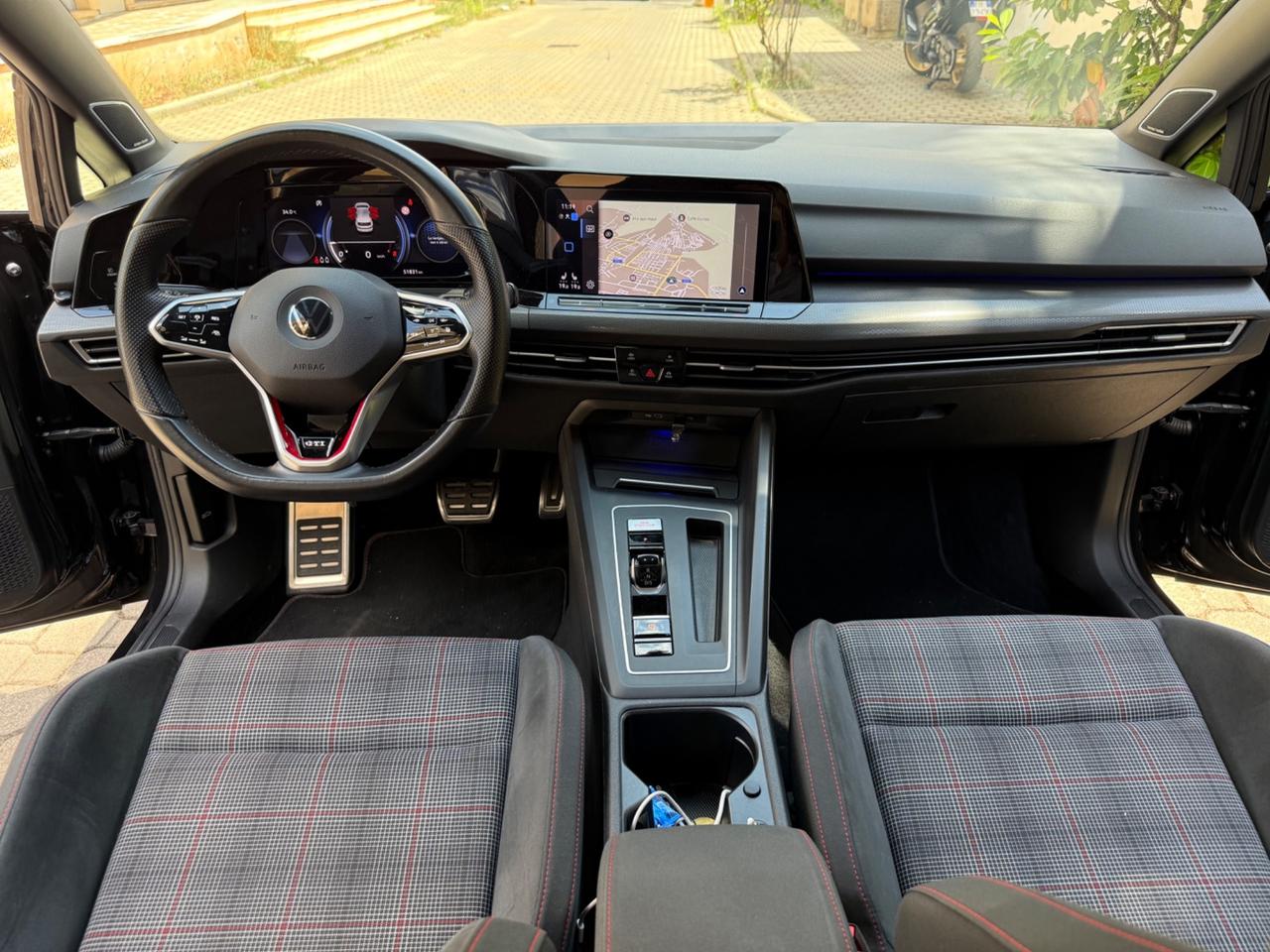 Volkswagen Golf GTI 2.0 TSI