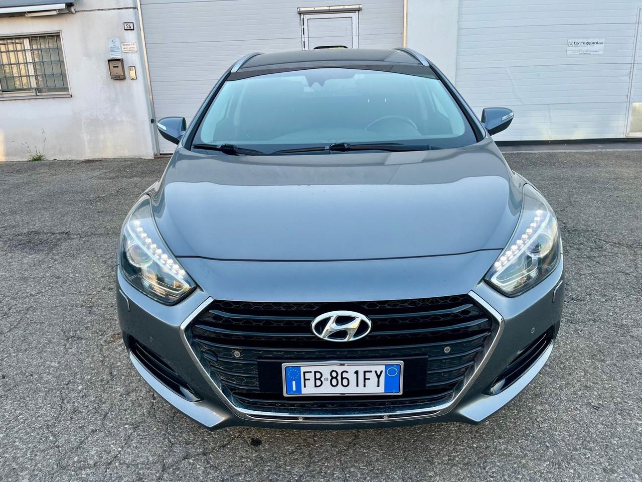 Hyundai i40 1.7d 2015 automatica 156.000km euro6