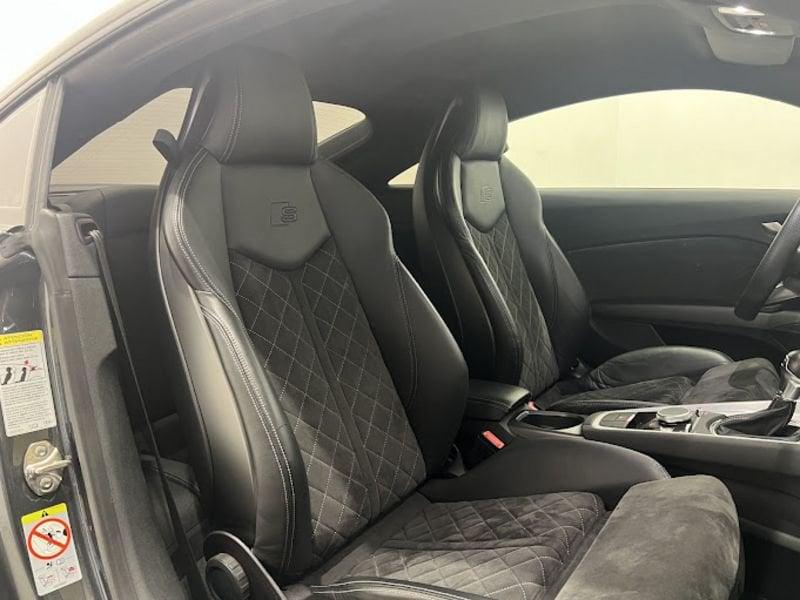 Audi TT S Coupé TFSI quattro S tronic