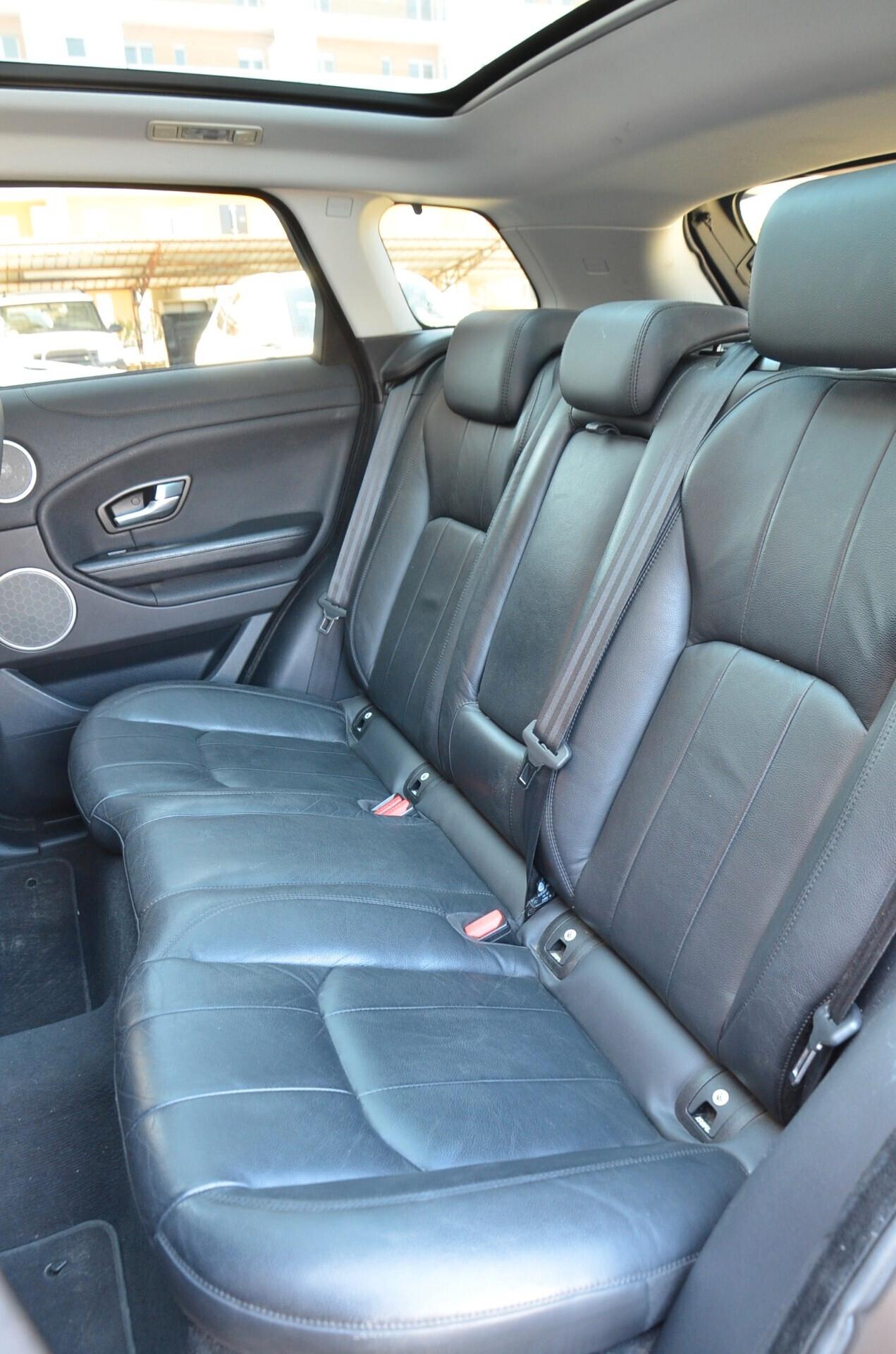 Land Rover Range Evoque 2.0 TD4 150 CV 5p. SE