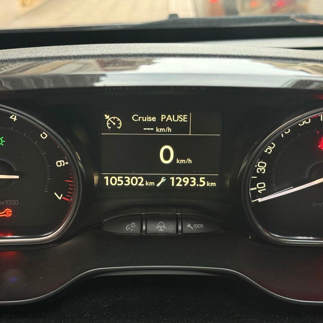 Peugeot 2008 PureTech - 82Cv