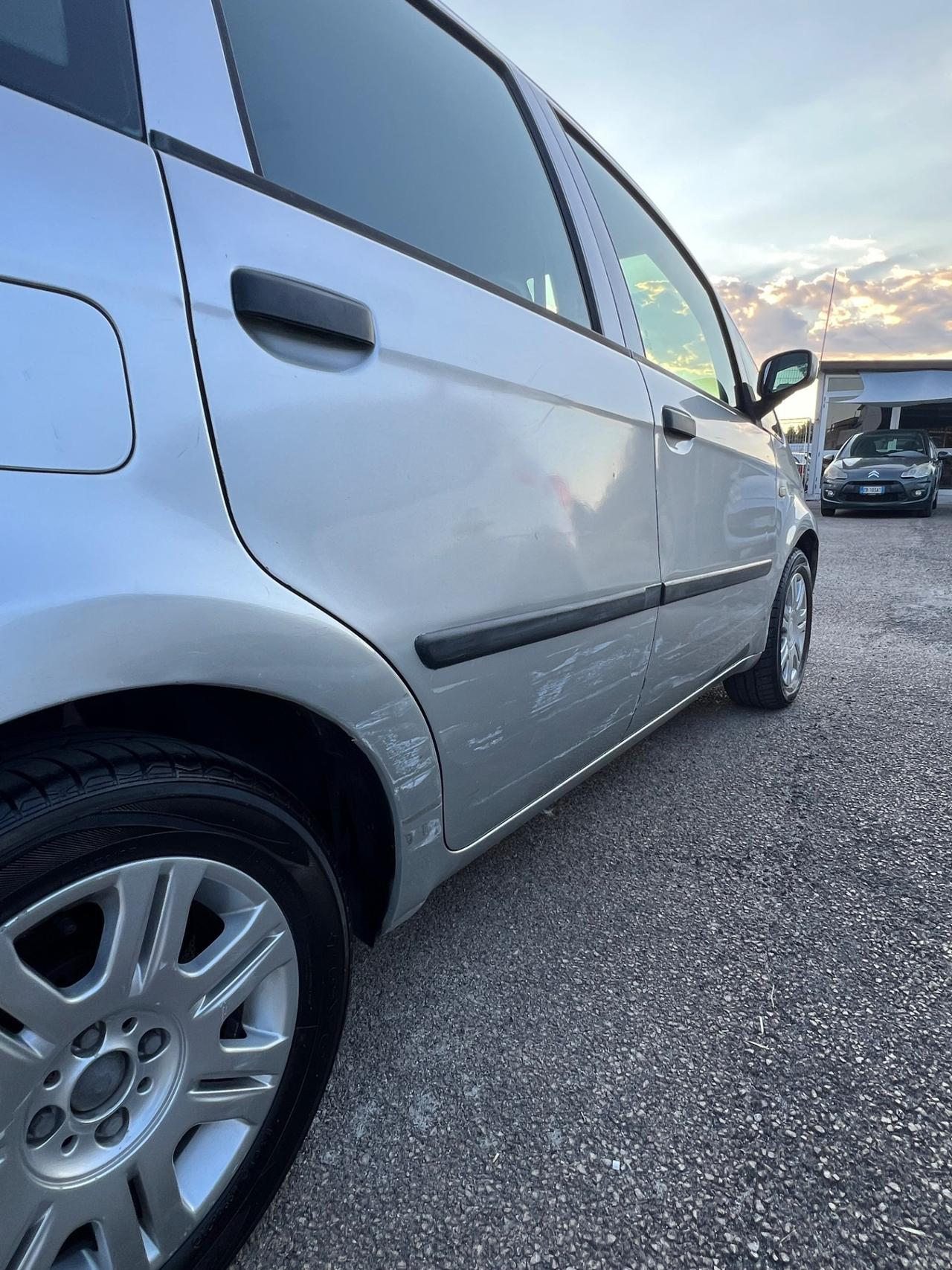 Fiat Idea 1.3 Multijet 16V 70 CV BlackEnergy