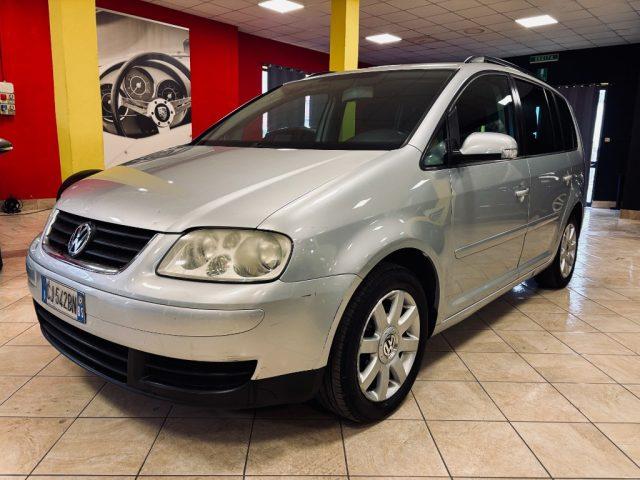 VOLKSWAGEN Touran 1.9 TDI 101CV APPLE CARPLAY - NAVI - 7POSTI