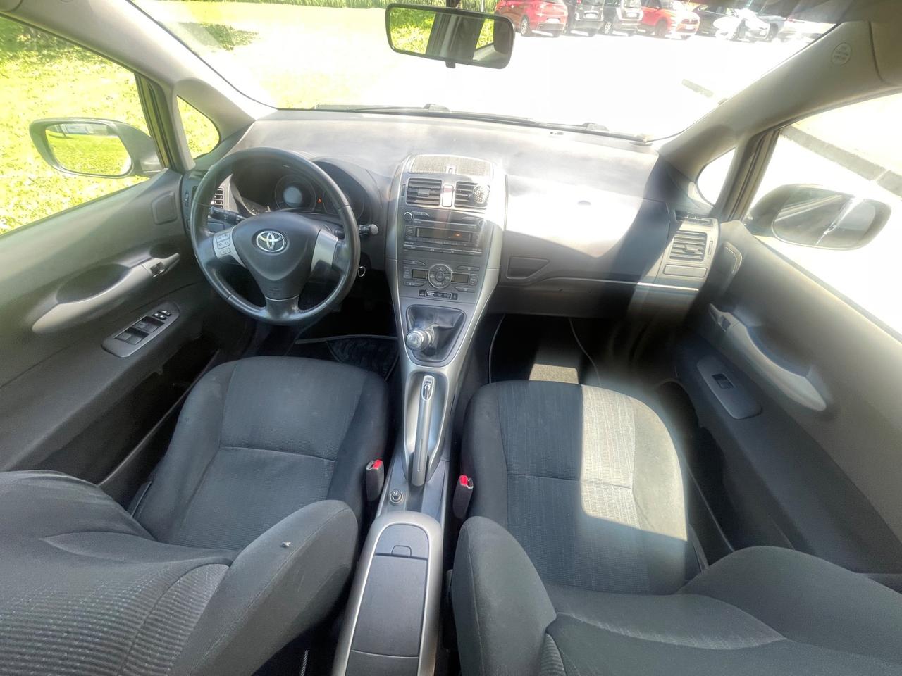 Toyota Auris 2.0 D-4D 5 porte Sol