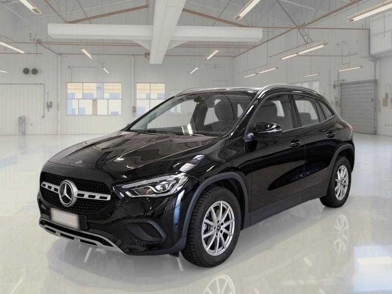 MERCEDES-BENZ GLA 180 D AUTOMATIC BUSINESS EXTRA CROSSOVER