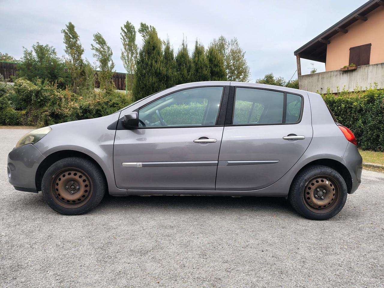 Renault Clio 1.2 16V 5 porte GPL Dynamique