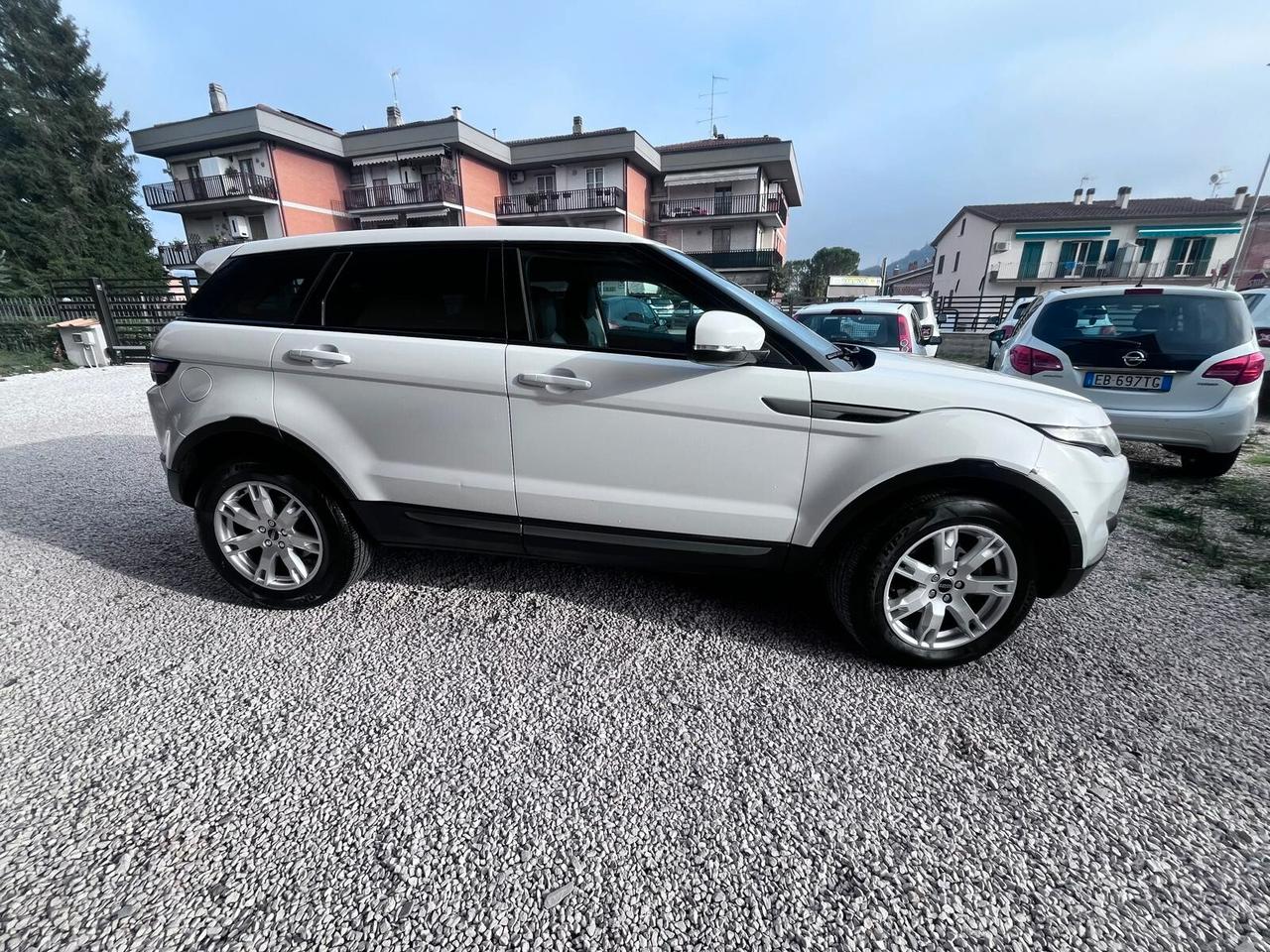 Land Rover Range Evoque 2.2 TD4 5p. Prestige