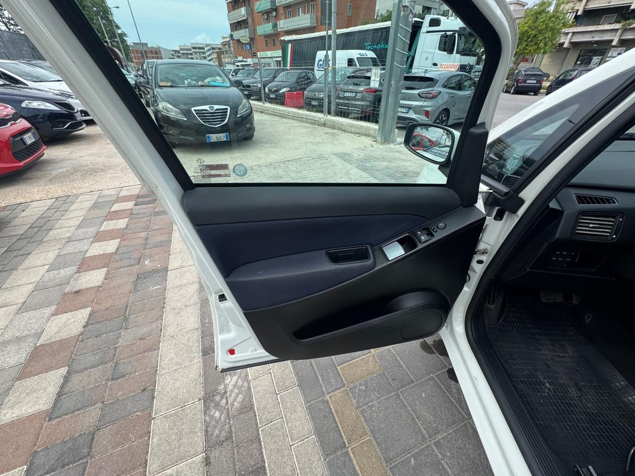 Fiat Idea 1.3 Multijet 16V 70 CV BlackEnergy Cambio Automatico