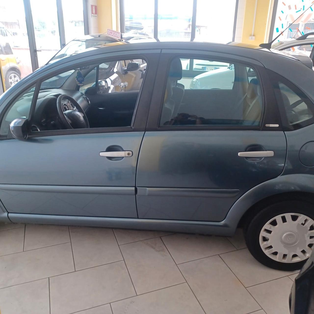 116.478 KM SOLTANTO C3 1.1 PER NEOPATENTATI