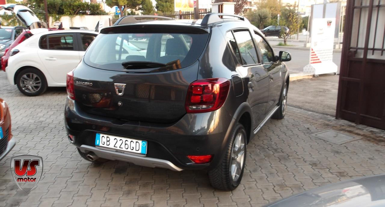 DACIA SANDERO 0.9 B/GPL-CASA MADRE-PREZZO PROMO!