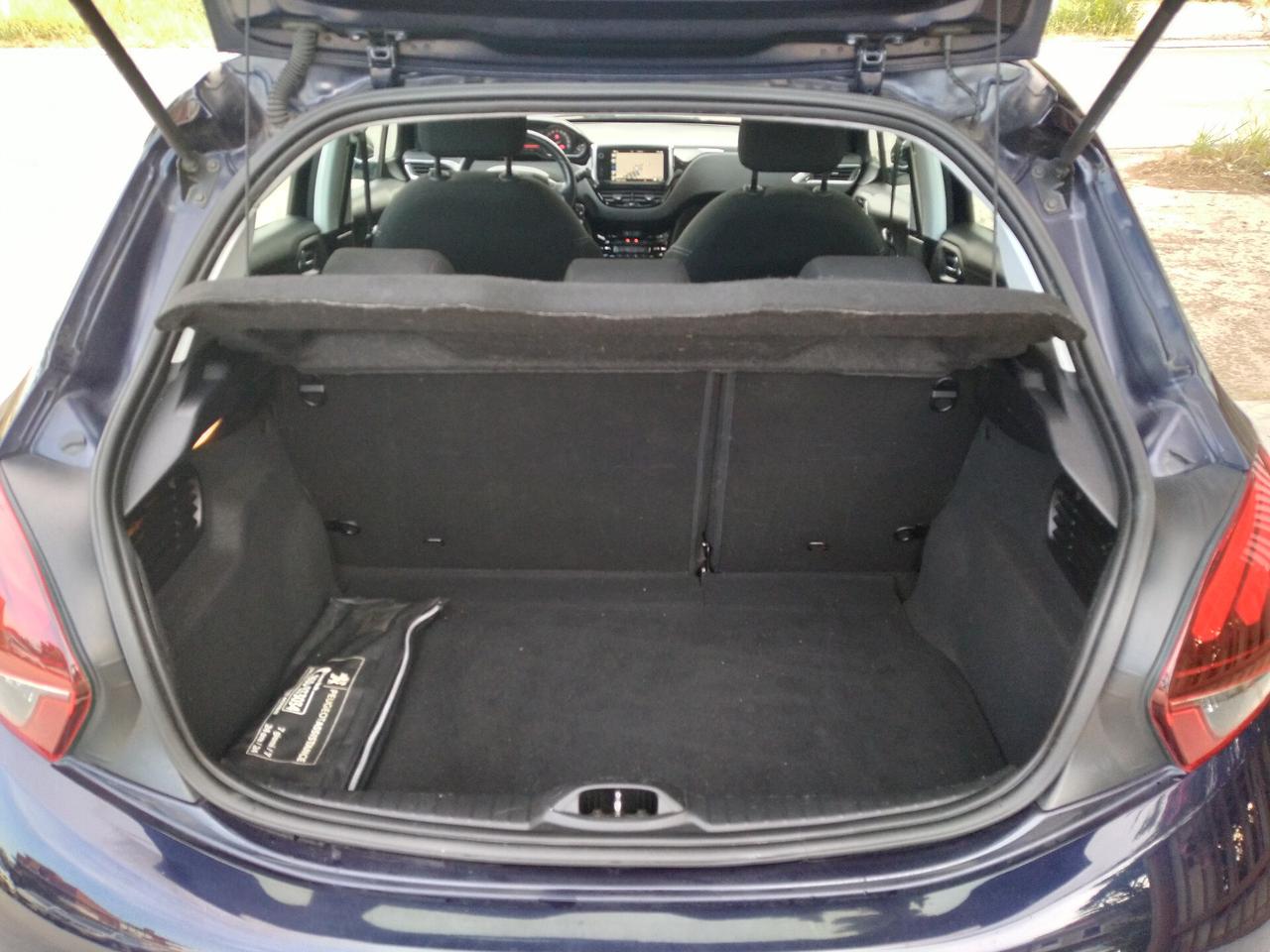Peugeot 208 BlueHDi 75 5 porte Allure