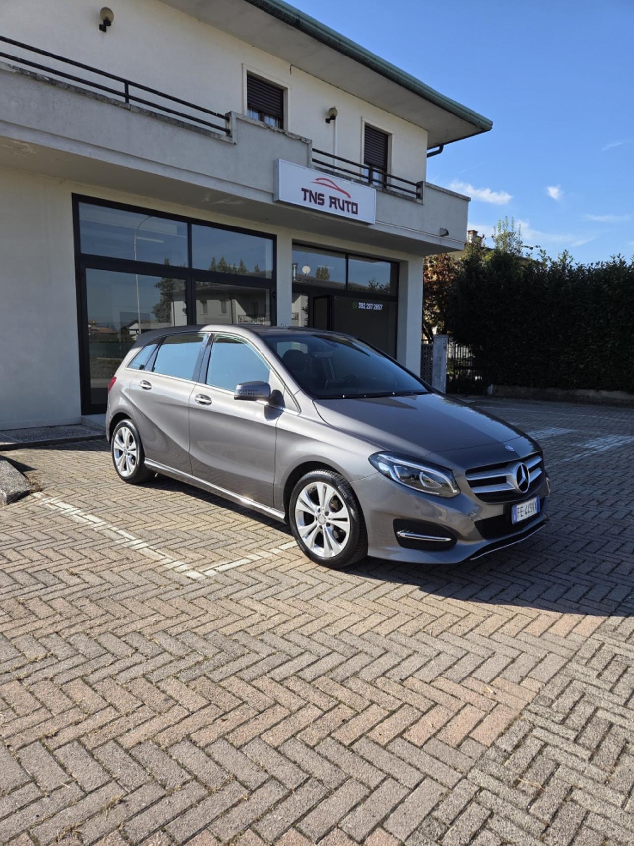 Mercedes-benz B 180 AMG