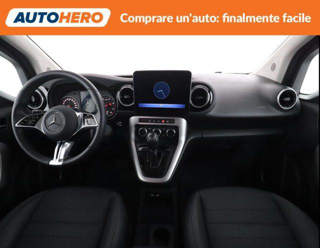 MERCEDES-BENZ T 180 d Long