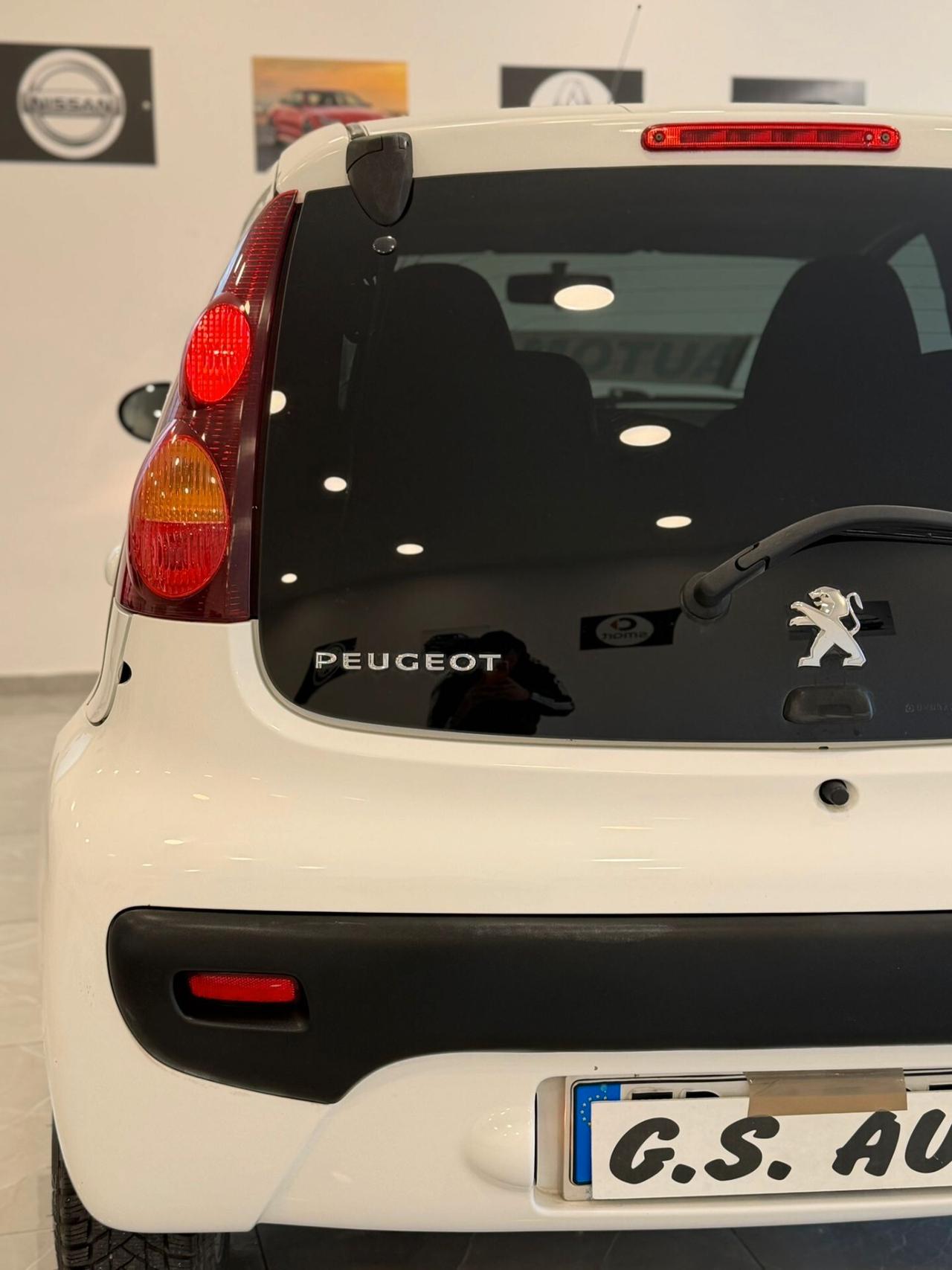 Peugeot 107 2014 Restyling Automatica