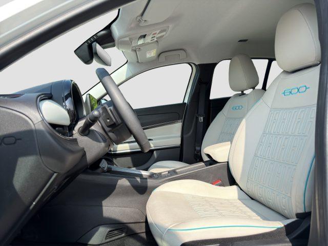 FIAT 600 (2023-->) Hybrid 100 CV DCT MHEV La Prima