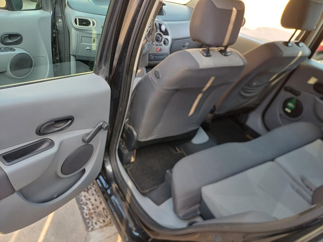 Renault Modus 1.5 dCi 85CV Dynamique
