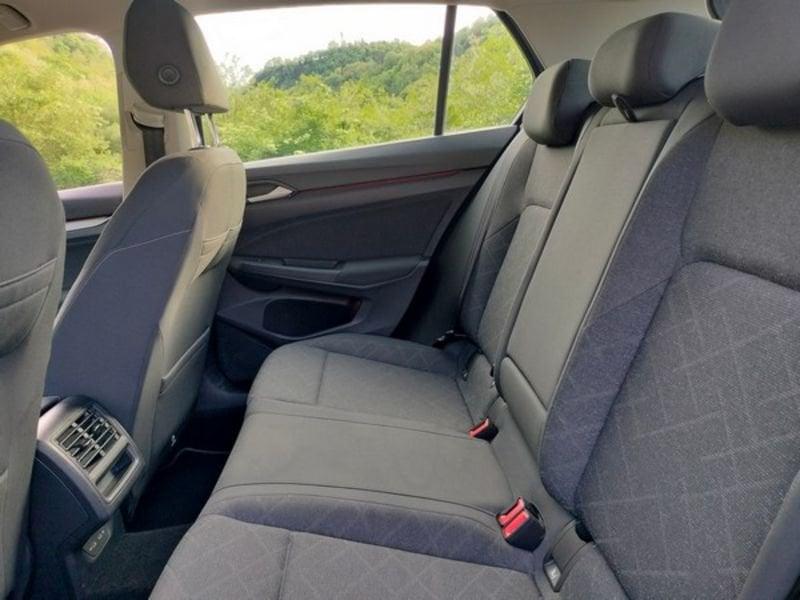 Volkswagen Golf 2.0 TDI SCR 85kW Life DSG