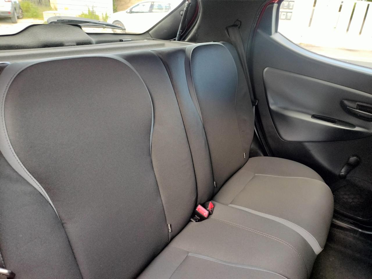 Lancia Ypsilon 1.2 69 CV 5 porte Elefantino 80.000km