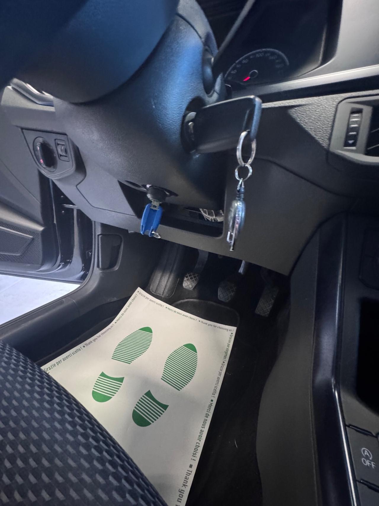 VOLKSWAGEN POLO 1.0 BENZINA COMFORTLINE 5 PORTE