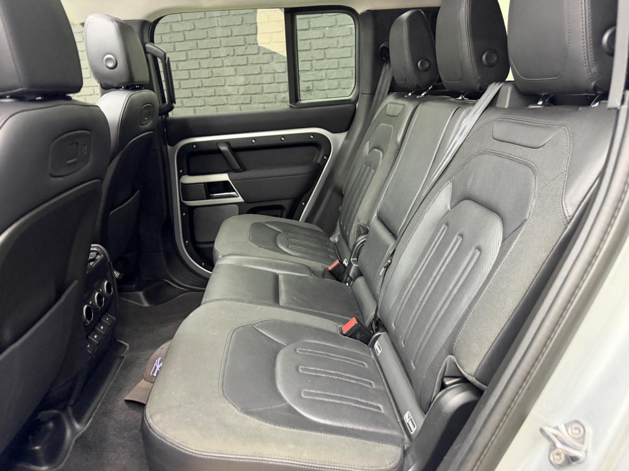 Land Rover Defender 110 2.0 240CV First Edition IPER FULL