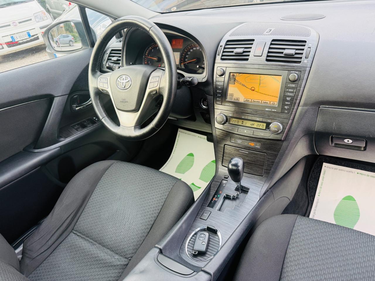 Toyota Avensis 2.2 D-Cat aut. Wagon Executive E5A