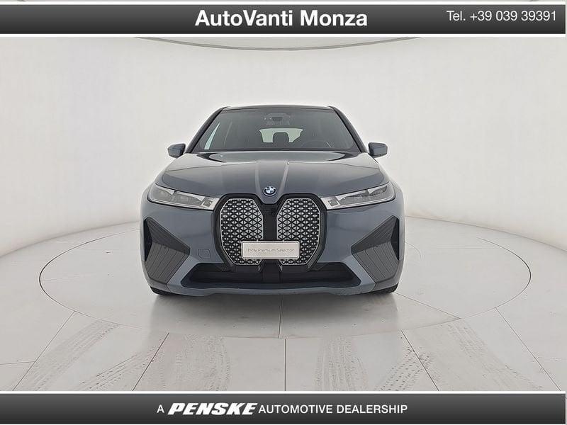 BMW iX iX xDrive40 Pacchetto Sportivo