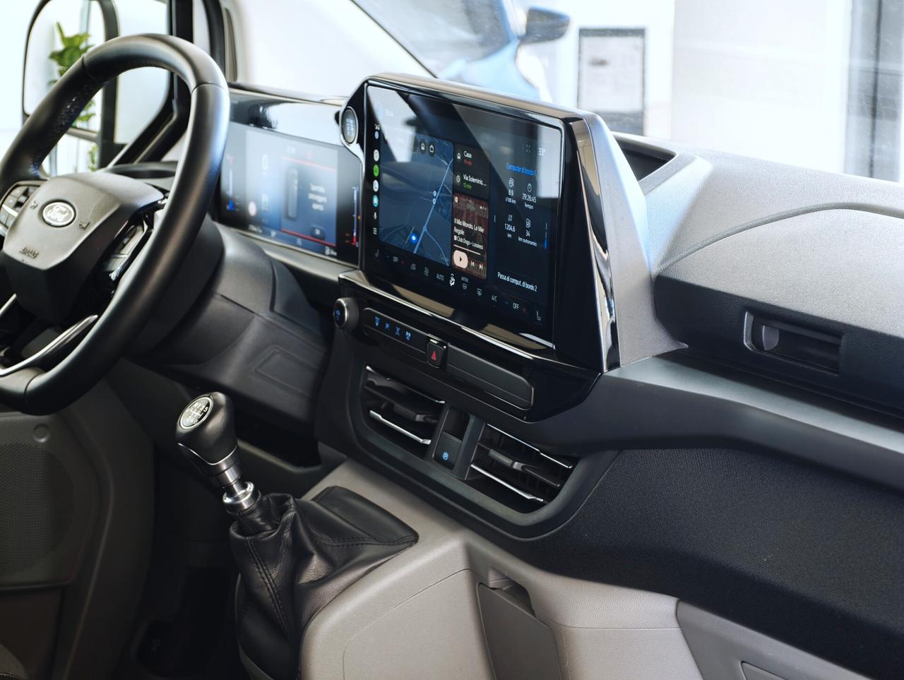 Ford Tourneo Custom 2.0 Ecoblue 9 posti - 2024