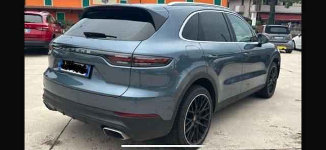 PORSCHE Cayenne 3.0 V6