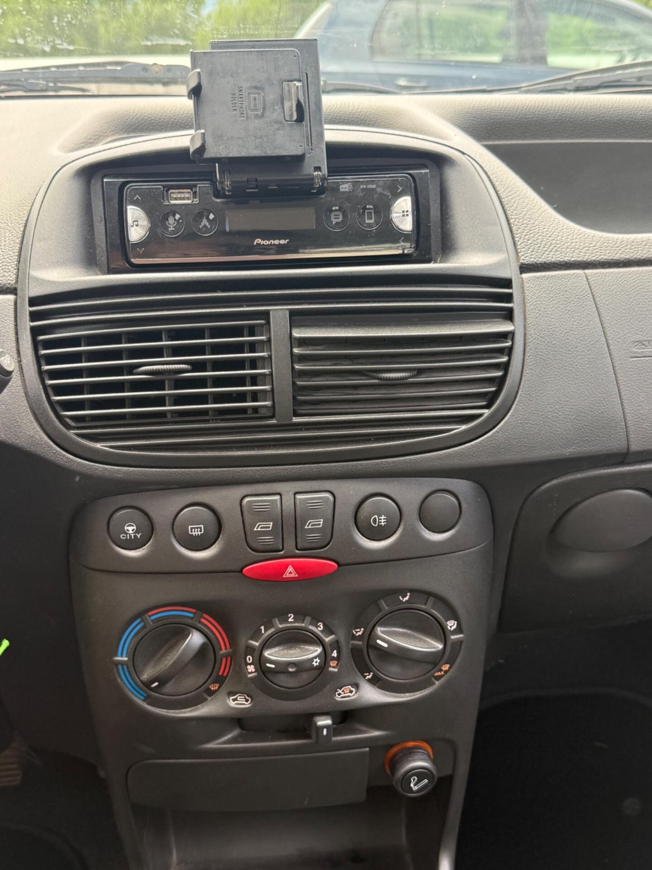 Fiat Punto 1.2 5 porte 94.000 KM