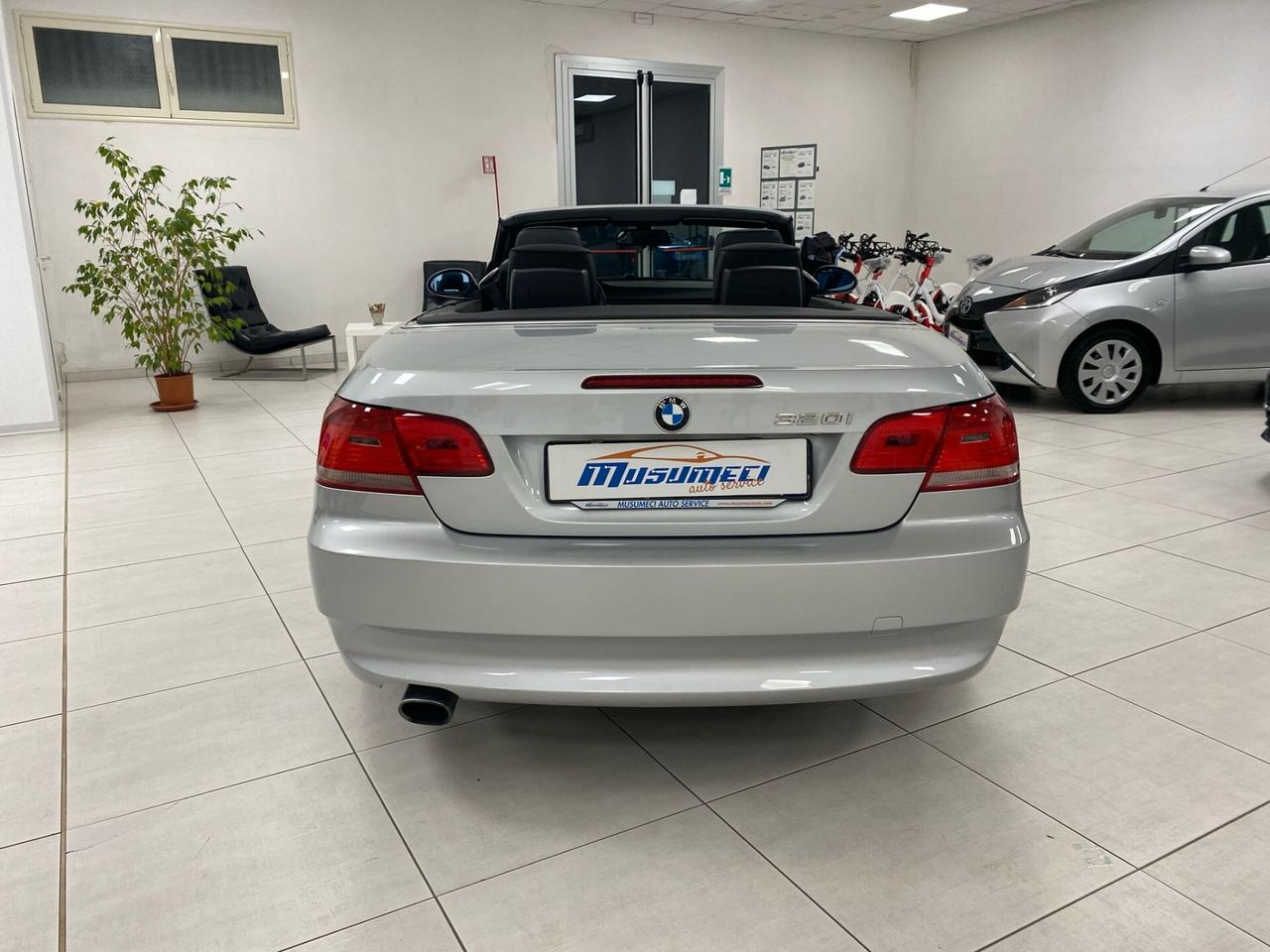 Bmw 320 320i cat Cabrio Futura