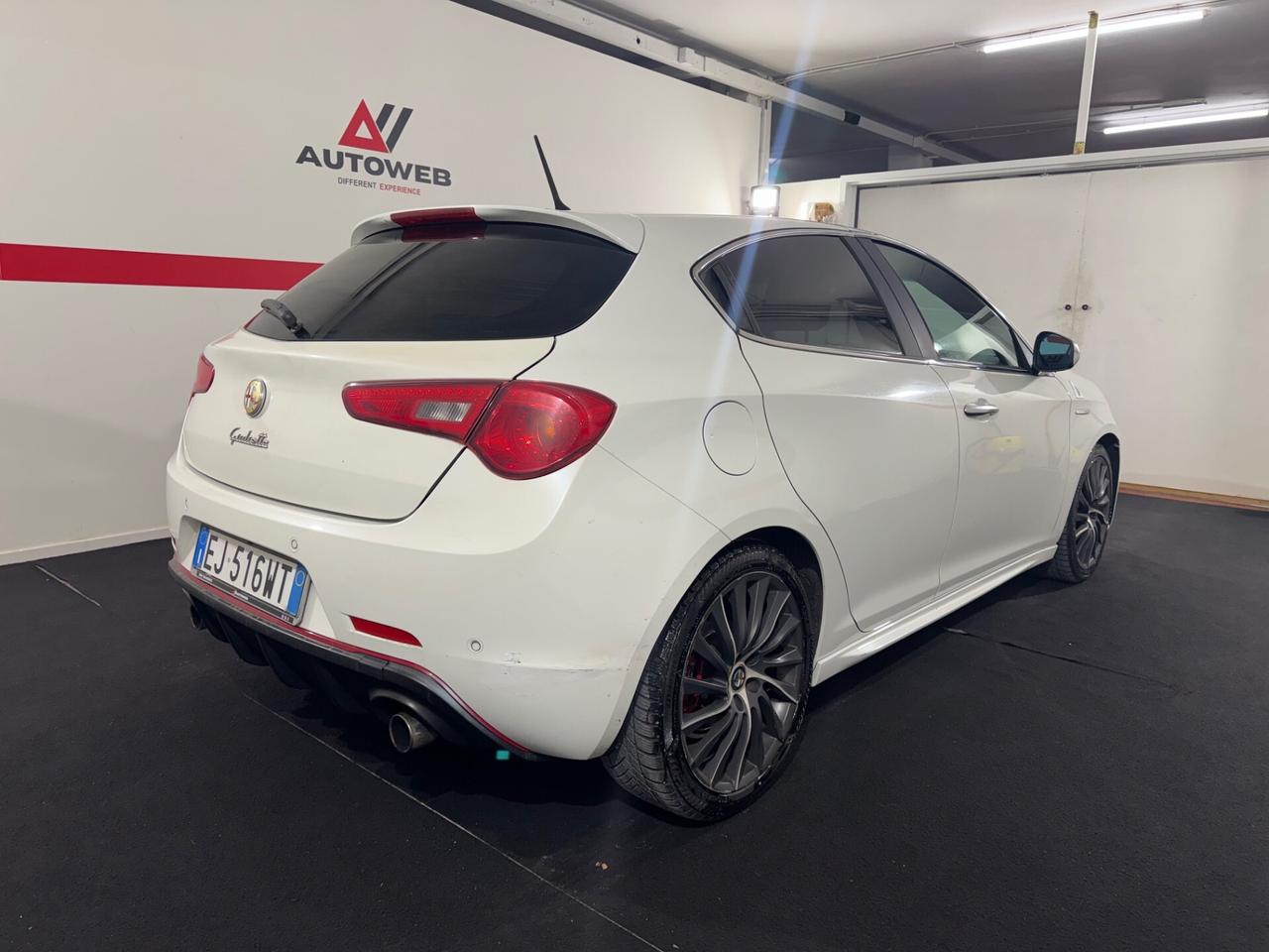 Alfa Romeo Giulietta 1750 TBi Quadrifoglio Verde