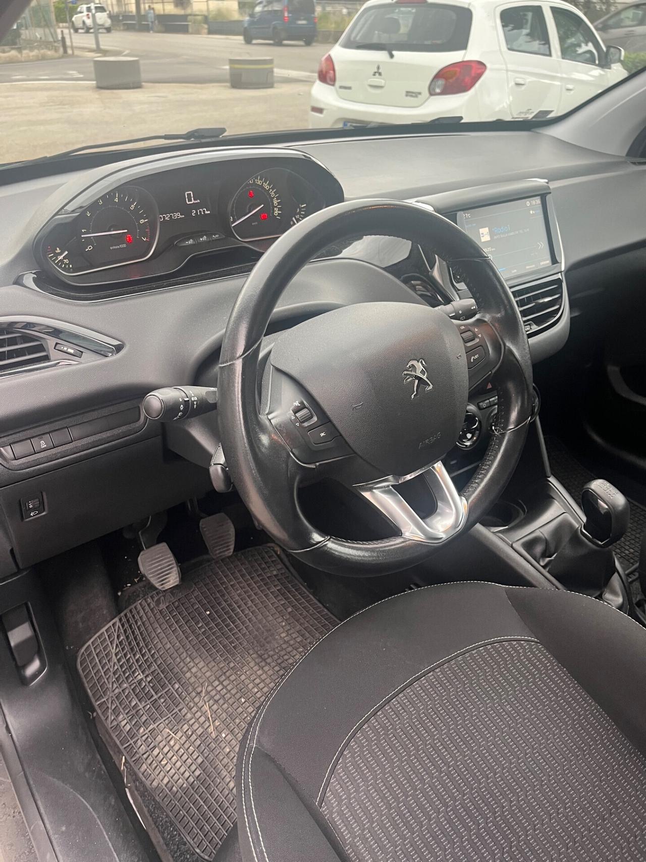 Peugeot 208 PureTech 82 3 porte Active