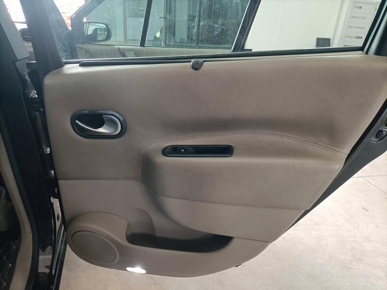 Renault Scenic Grand Scénic 1.9 dCi Luxe Dynamique 04/2004