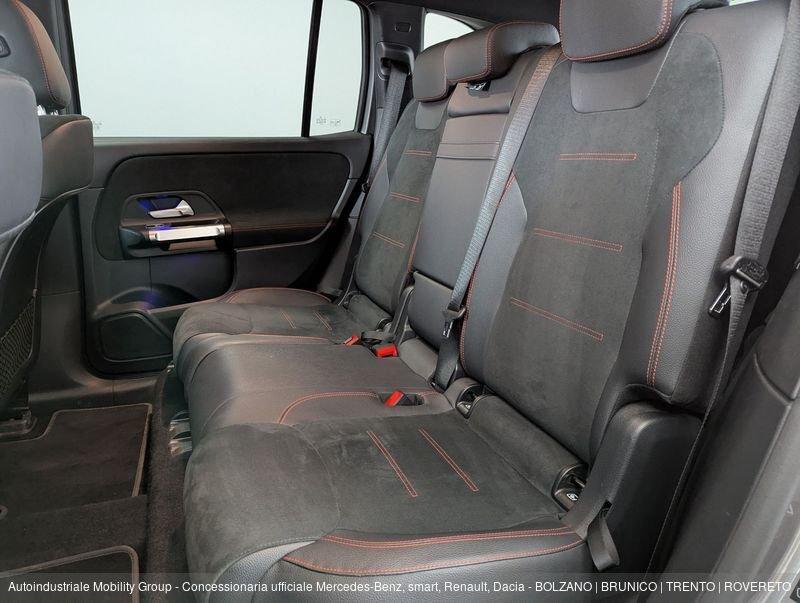 Mercedes-Benz EQB 300 4MATIC PREMIUM