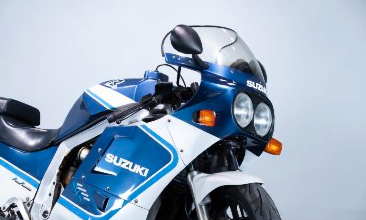 Suzuki GSX R 1100 Gsx 1100 r