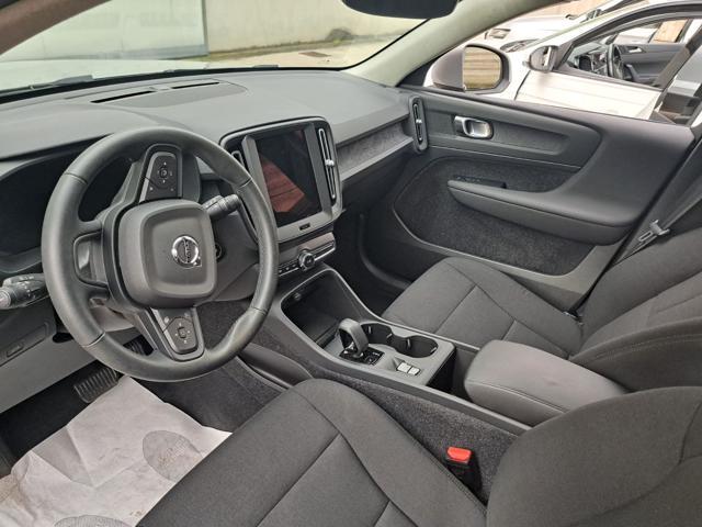 VOLVO XC40 automatico