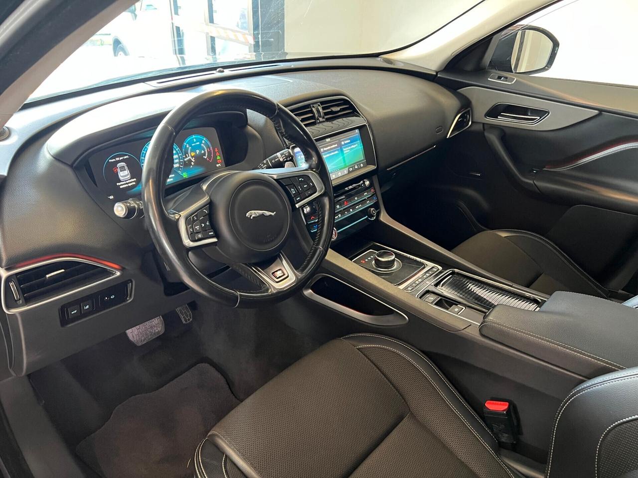 Jaguar F-Pace 2.0 D 240 CV AWD aut. Pure