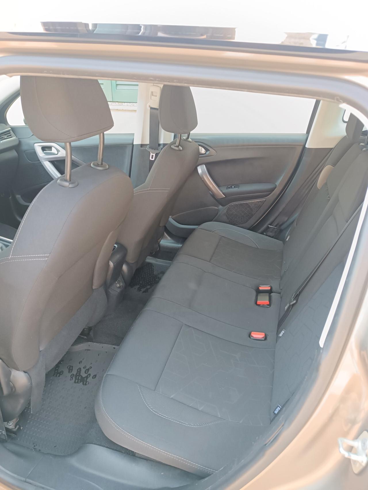 Peugeot 2008 1.6 e-HDi 92 CV Stop&Start Active