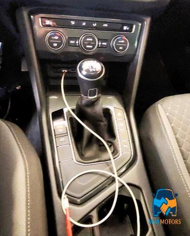 VOLKSWAGEN Tiguan 1.6 TDI SCR Sport BlueMotion Technology