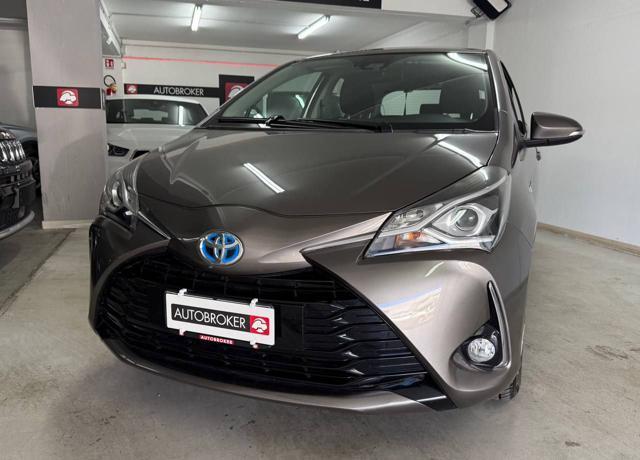 TOYOTA Yaris 1.5 Hybrid 5 porte Business