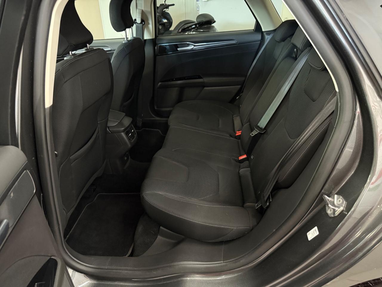 Ford Mondeo 2.0 EcoBlue 150 CV S&S SW Titanium Business