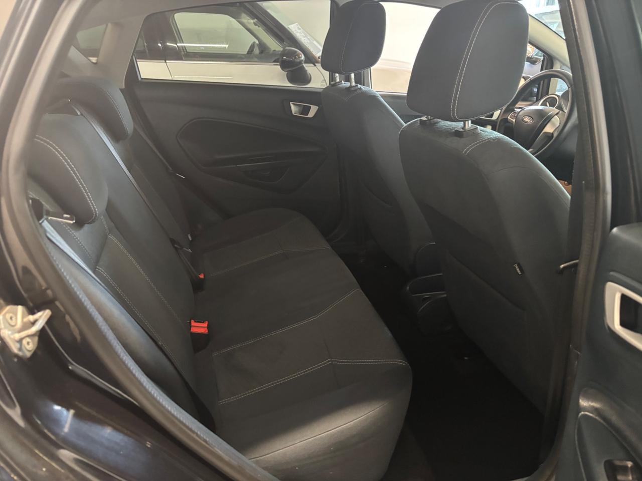 Ford Fiesta 1.4 5 porte Bz.- GPL Titanium
