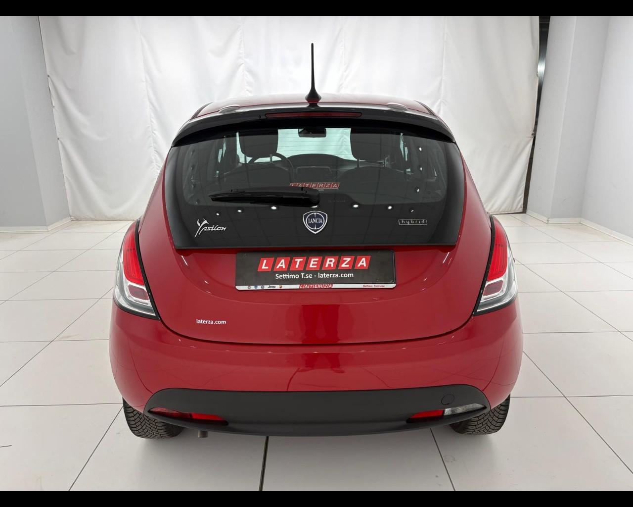LANCIA Ypsilon 1.0 firefly hybrid Silver s&s 70cv